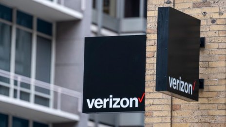 Verizon надмина прогнозите за броя нови абонати на договор