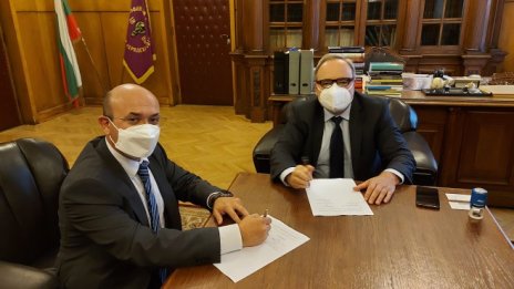 БФБ и СУ ще си партнират в обучението на кадри в устойчивите финанси