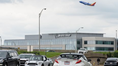 Boeing надви Lockheed Martin и спечели поръчката на САЩ за изтребител от следващо поколение