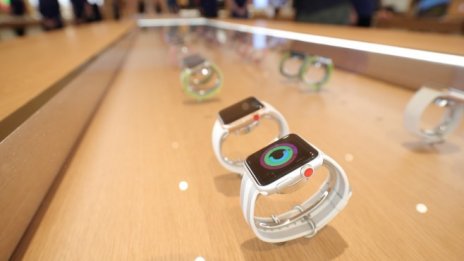 IDC: Продажбите на Apple Watch ще скочат повече от два пъти до 2021 г.