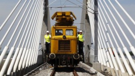 Строят мост за 435 млн. евро над река Дунав в Румъния