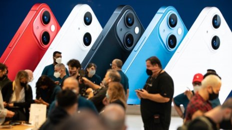 Apple вече не е най-високо оценената борсова компания