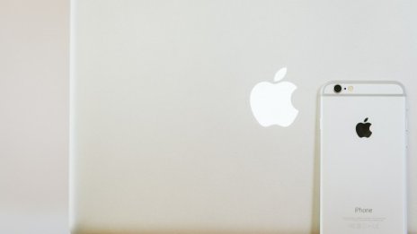 Защо Apple не инвестира толкова в научни изследвания?