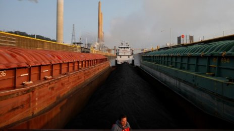 Индустриалното производство във Великобритания надмина очакванията