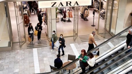 Продажбите на Zara за тримесечието задминаха предкризисните си нива