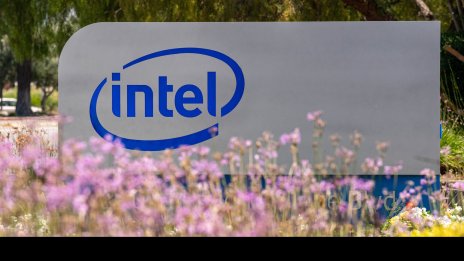 Intel забавя плановете си за отваряне на завода в Германия през 2023 г.