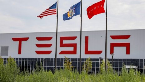Tesla има тайна лаборатория за собствени батерии