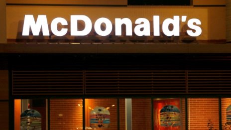 McDonald's иска да произвежда по-малко пластмасови отпадъци