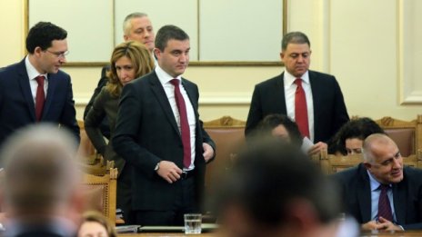 Горанов: Бюджетът за 2015 г. е само първа стъпка към стабилен бюджет