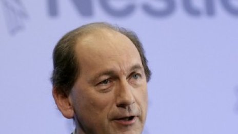 Печалбата на Nestle се понижи, очакванията са за тежка година