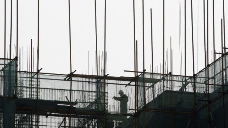 Строителството на повече от очакваното нови жилища е започнало в САЩ през януари