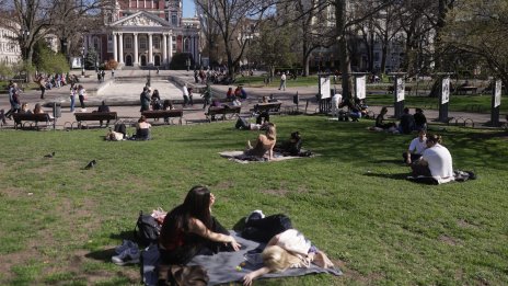 Демографската криза е проблем за българската икономика. Как може да се разреши?