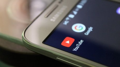 Москва: Google да спре използването на YouTube за "рекламиране на незаконни акции"