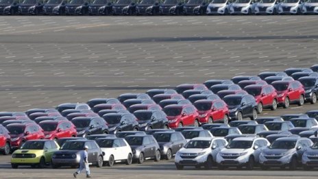 Българският автопарк се свива с над 100 хил. превозни средства през февруари