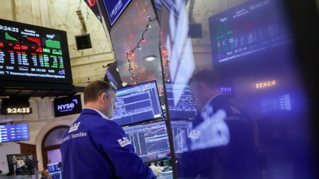 Fitch: AI бумът се превръща в основен риск за глобалните кредитни пазари