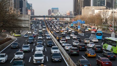 Цените на петрола остават стабилни под влияние на данните за Китай*