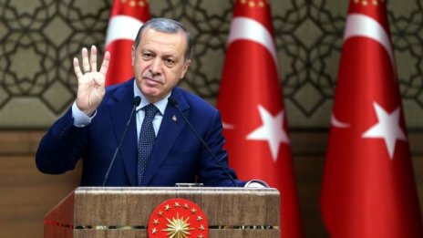 Плановете за по-силна власт на турския президент преминаха първото препятствие