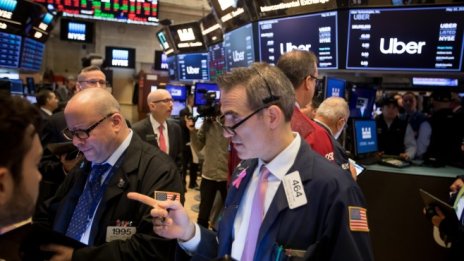 Dow записа шеста поредна положителна сесия