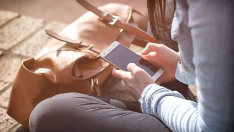 Мобилният телефон диктува правилата в света на рекламата