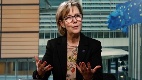 ЕС отлага с една година капиталовите изисквания за търговските звена на банките