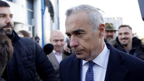 Ще повтори ли успеха си на втория тур на президентските избори в Румъния Джордже Симион