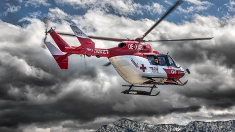 КЗК остави без разглеждане жалба срещу обществената поръчка за медицински хеликоптер