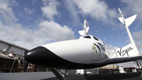 Virgin Galactic подновява продажбата на билети за космически полети