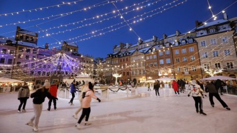 Оризов пудинг с бадем за късмет и добра вещица - новогодишните обичаи по света