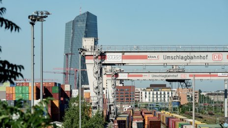 Оптимизмът сред германските инвеститори неочаквано се подобрява през май