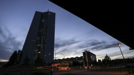 Гълъбите сред централните банкери може да се задействат до края на годината