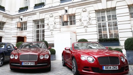 Графика на деня: Луксозните коли - най-голямата слабост на богатите