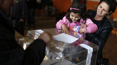 Ройтерс: България вероятно ще поеме към нестабилна коалиция