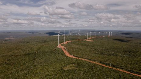 ЕС залага на вятърната енергия в опит да се противопостави на Китай 