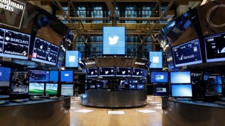 Блясъкът на новия комуникационен сектор може скоро да изчезне