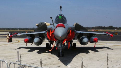 Продажбите на оръжия в света растат въпреки проблемите с веригите за доставки