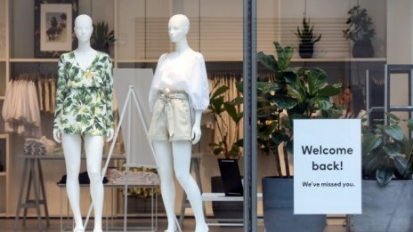 Премахването на рестрикциите даде тласък на приходите на H&M