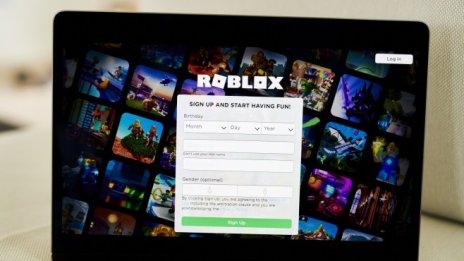 Roblox отчете спад на броя на потребителите си и разходите, които те правят
