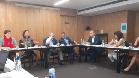 EVN: Около 15% от стопанствата нa регулирaн пaзaр минaвaт нa индивидуaлен договор