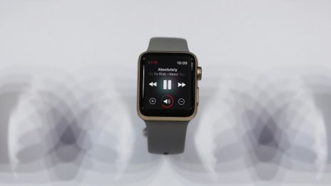 LVMH се готви за битка с Apple Watch с по-висок клас умни часовници