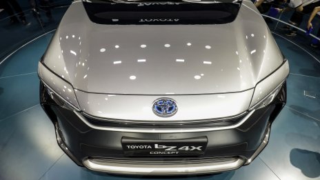 Въпреки спънките с конкуренцията Toyota планира да засили производството в Китай