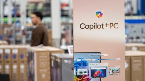 AI тласка компаниите от "Великолепната седморка" в различни посоки на развитие*