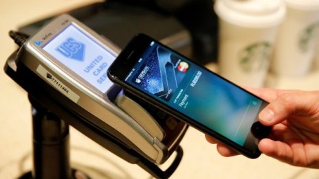 Българските банки се бавят с въвеждането на технологии за мобилни разплащания