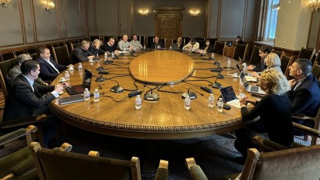 ГЕРБ, „Демократична България“, ИТН и БСП работят по коалиционно споразумение