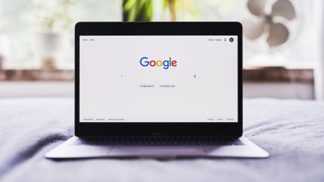 Google пуска версия на своята търсачка, поддържана от изкуствен интелект