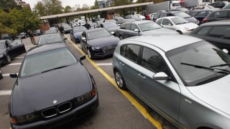 Данъчни започват масови проверки в пунктовете за технически прегледи
