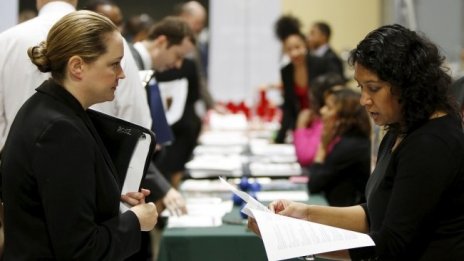 Молбите за помощи при безработица в САЩ се повишават леко