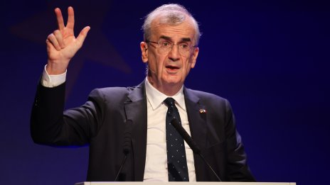 Вилроа: ЕЦБ ще коригира своята политика независимо от Фед