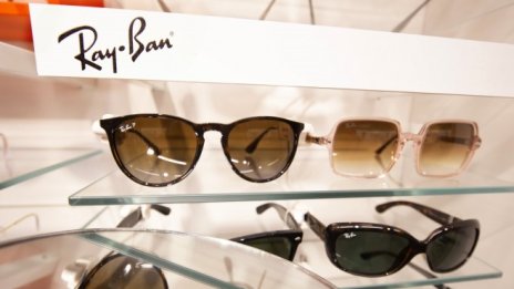 EssilorLuxotica все пак реши да придобие GrandVision на първоначалната цена