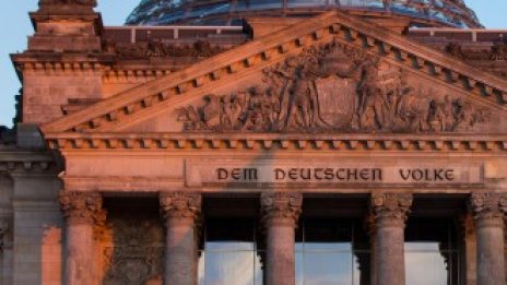 Какво обещават основните германски партии преди изборите през септември? 