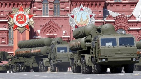Турция и Русия финализираха сделката за покупка на ракетните системи С-400